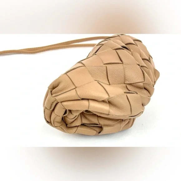 Bottega Veneta Mini Intrecciato Pouch Pochette Clutch w Dustbag and COA